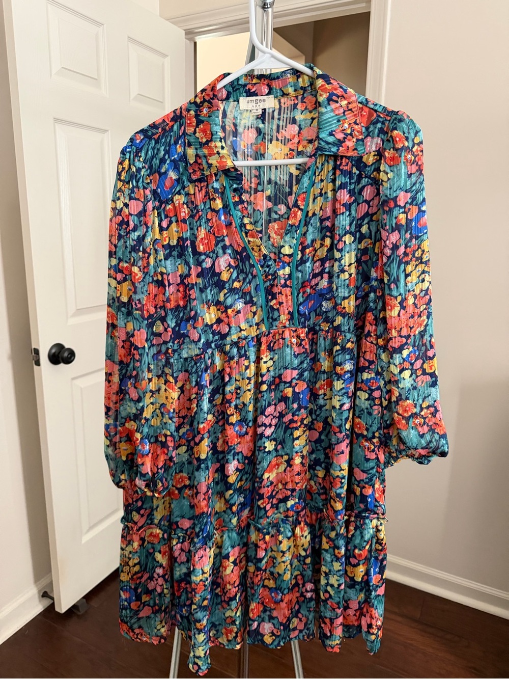 Umgee Teal Floral Tiered Dress with Multicolor Blooms. Size Medium